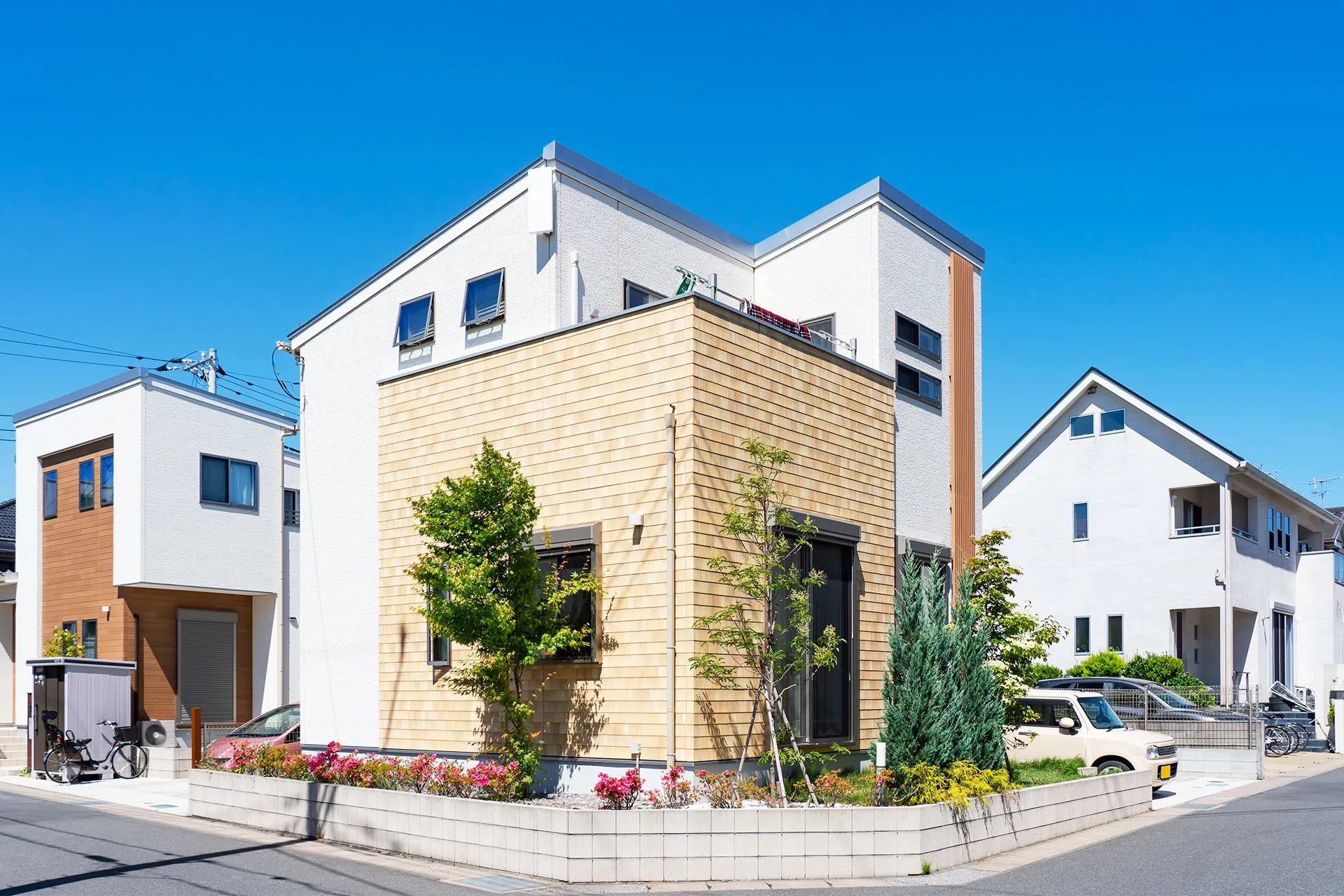 株式会社アスナロest8